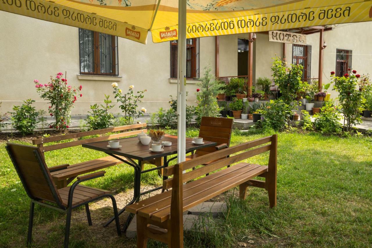 Hotel Kakhaberi Tetritskaro Exterior photo